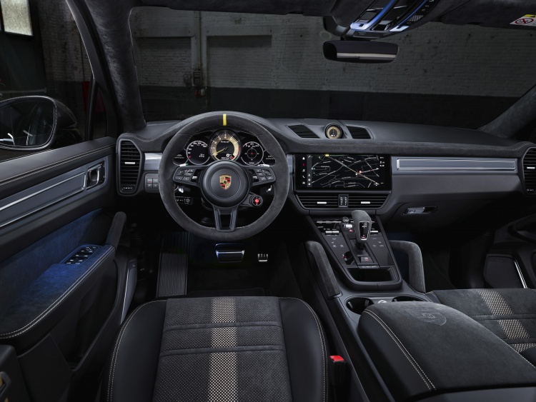 The Porsche Cayenne Turbo GT interior