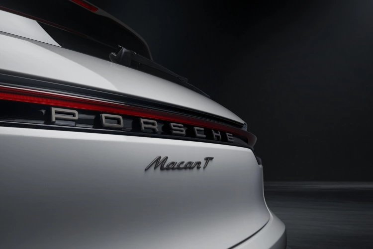 Porsche presents the first Macan T