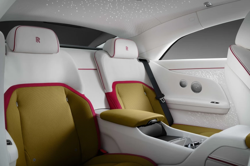 Rolls-Royce Spectre Backseat