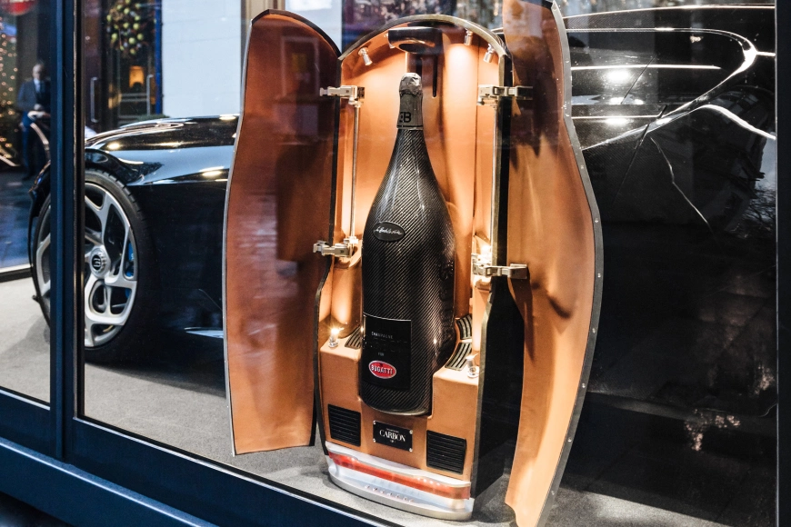 Bugatti and Champagne Carbon presents La Bouteille Noire